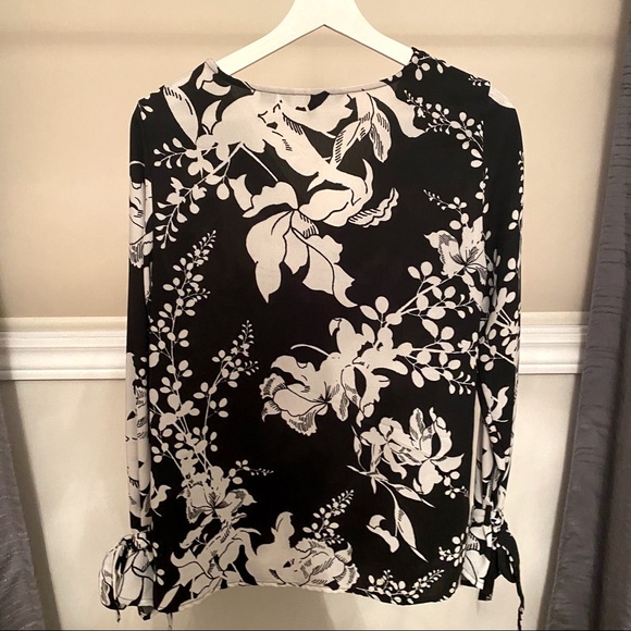 VERO MODA Floral Blouse - Picture 3 of 4